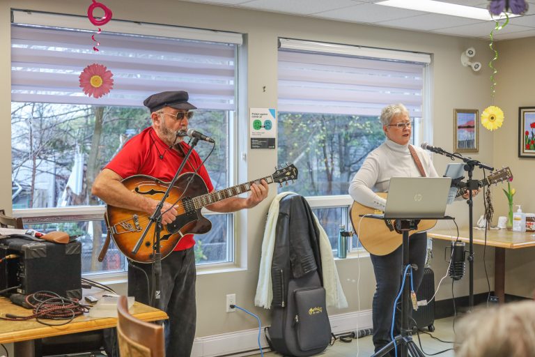 Home Aylmer Retirement Residence